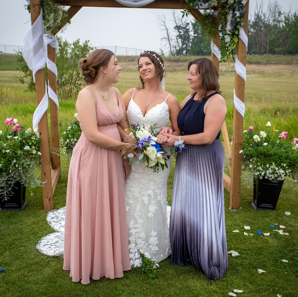 NWT & GUC Comfy pieces, and I ❤️ buying bundles! - Picture 5 of 14